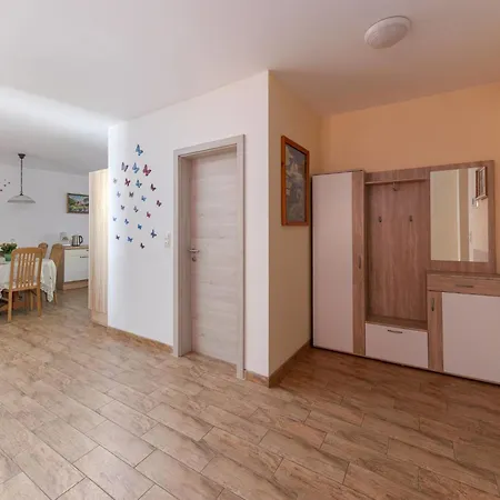 Pr' Kavac By Interhome