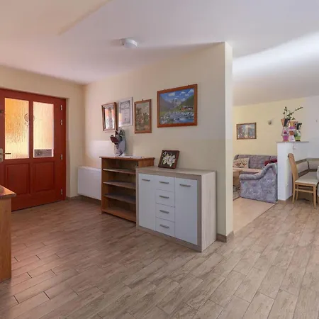 Pr' Kavac By Interhome